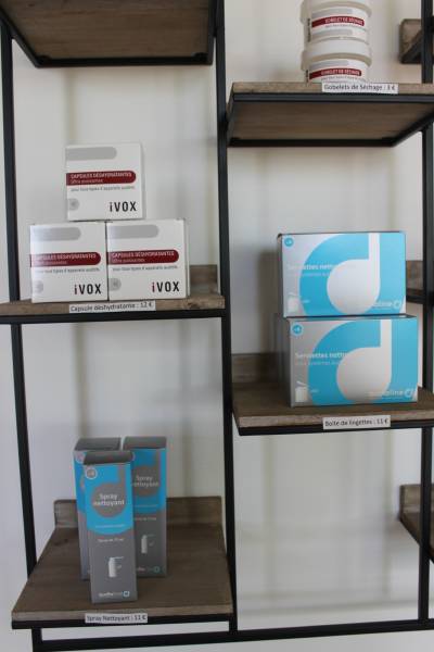 Produits de nettoyage et asséchant chez M & l'audition