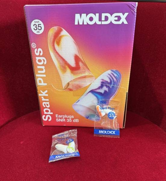 Boite de protections anti bruit chez M & l'audition à Polliat